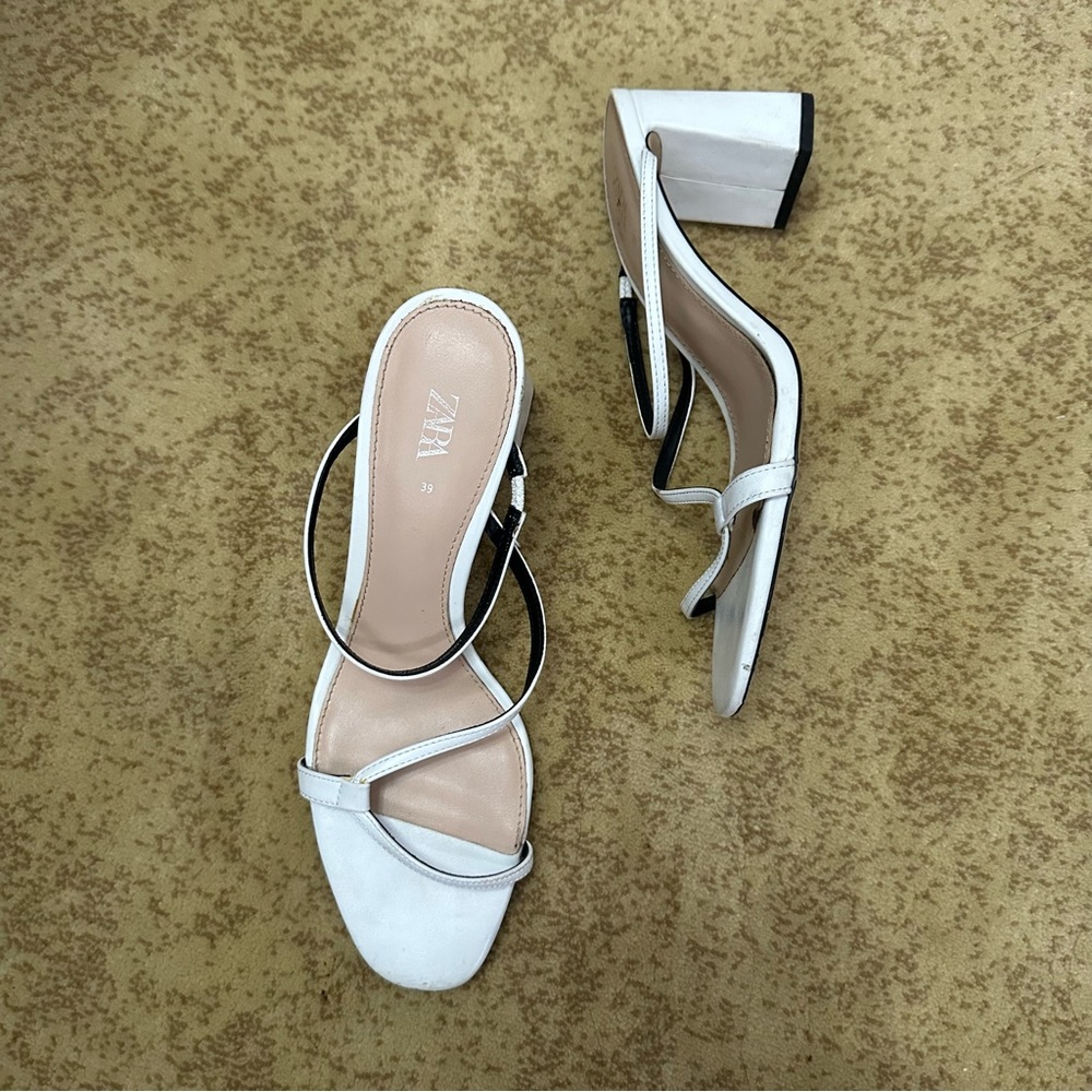 ZARA strait heels blocked
